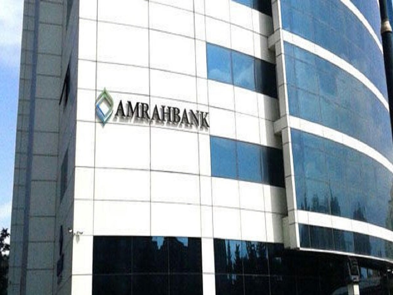 Baki Amrah Bank